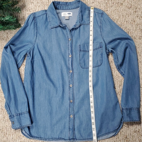 Womens denim blue Old Navy small button down - Picture 6 of 12